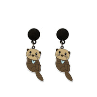 Boucle d'oreille petite loutre mignonne