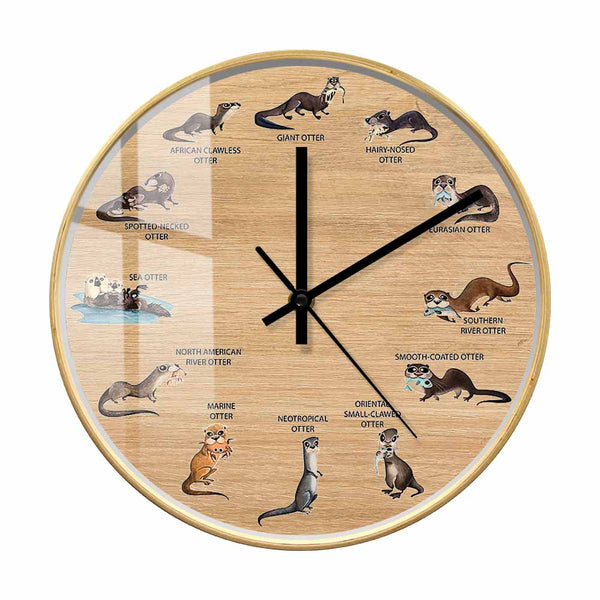 Horloge design de 12 loutres en bois - Petite Loutre