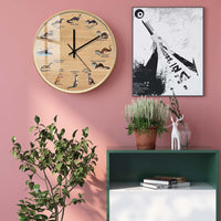 Horloge design de 12 loutres en bois - Petite Loutre